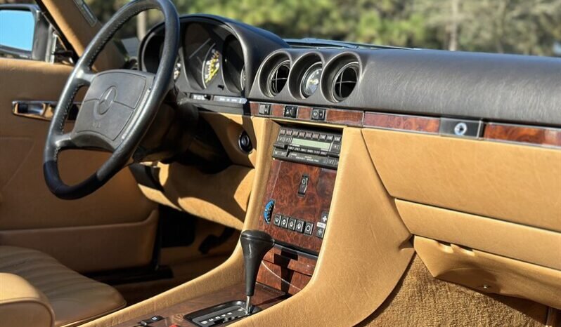 
								1987 Mercedes-Benz SL-Class 560 SL full									