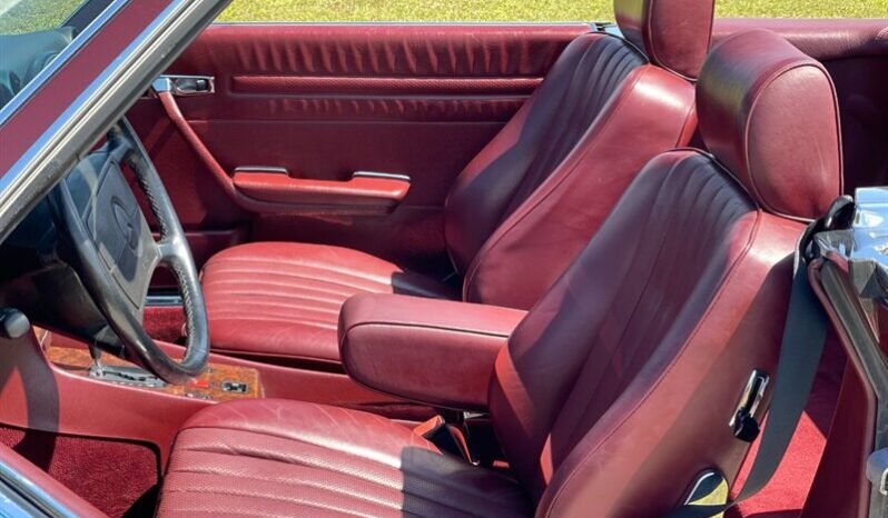 
								1987 Mercedes-Benz SL-Class 560-Class 560 SL full									