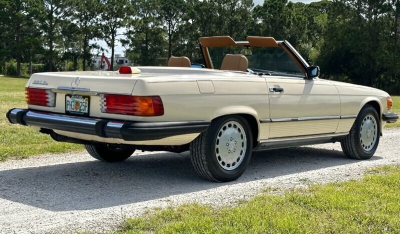 
								1986 Mercedes-Benz SL-Class 560 SL full									