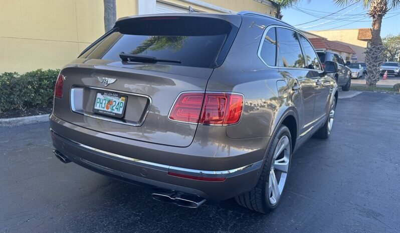 
								2019 Bentley Bentayga V8 full									