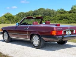 
										1987 Mercedes-Benz SL-Class 560-Class 560 SL full									