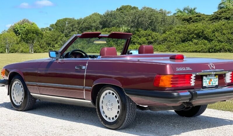 
								1987 Mercedes-Benz SL-Class 560-Class 560 SL full									
