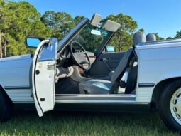 
										1987 Mercedes-Benz SL-Class 560-Class 560 SL full									