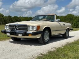 
										1986 Mercedes-Benz SL-Class 560 SL full									