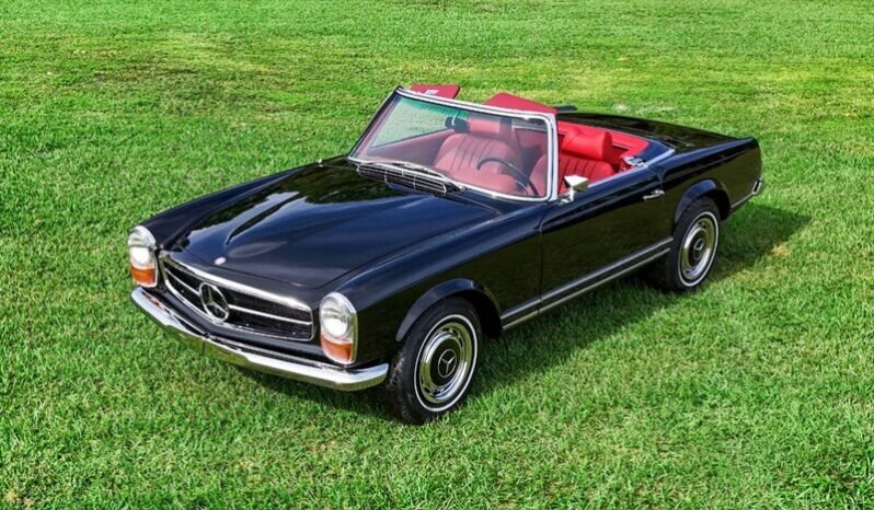 
								1971 Mercedes-Benz 200-Series SL full									