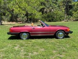 
										1989 Mercedes-Benz SL-Class 560 SL full									