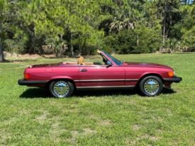 1989 Mercedes-Benz SL-Class 560 SL