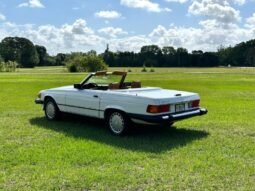 
										1989 Mercedes-Benz SL-Class 560-Class 560 SL full									