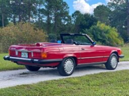 
										1986 Mercedes-Benz SL-Class 560-Class 560 SL full									