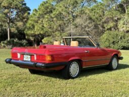 
										1987 Mercedes-Benz SL-Class 560 SL full									