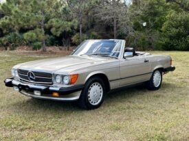 1987 Mercedes-Benz SL-Class 560 SL