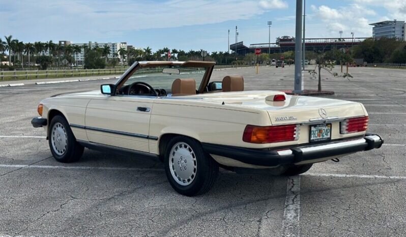 
								1987 Mercedes-Benz SL-Class 560 SL full									