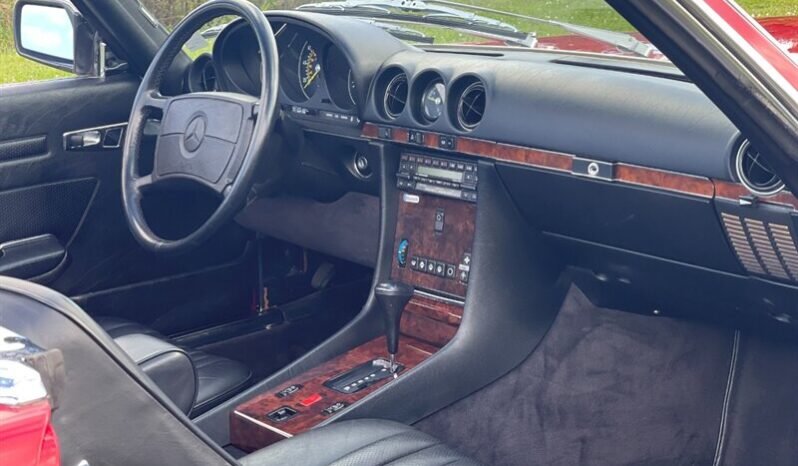 
								1986 Mercedes-Benz SL-Class 560-Class 560 SL full									