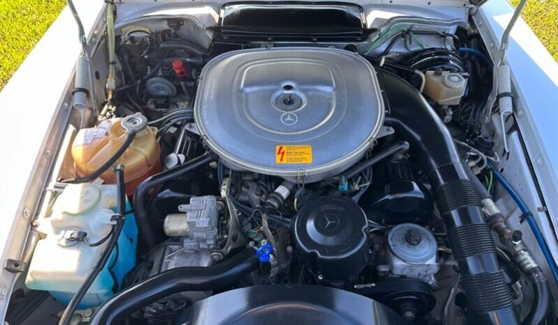 
								1987 Mercedes-Benz SL-Class 560-Class 560 SL full									