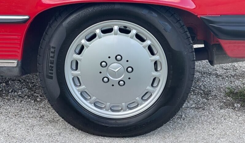 
								1986 Mercedes-Benz SL-Class 560-Class 560 SL full									