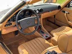 
										1986 Mercedes-Benz SL-Class 560 SL full									