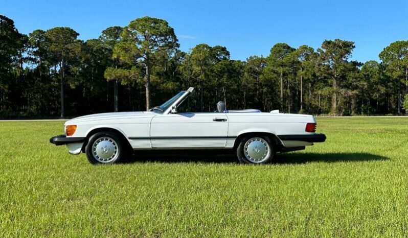 
								1987 Mercedes-Benz SL-Class 560-Class 560 SL full									
