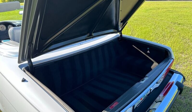 
								1987 Mercedes-Benz SL-Class 560-Class 560 SL full									