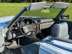 
										1987 Mercedes-Benz SL-Class 560-Class 560 SL full									
