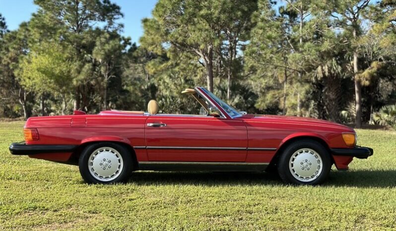 
								1987 Mercedes-Benz SL-Class 560 SL full									