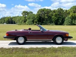 
										1987 Mercedes-Benz SL-Class 560-Class 560 SL full									