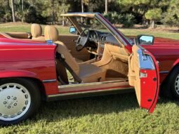 
										1987 Mercedes-Benz SL-Class 560 SL full									