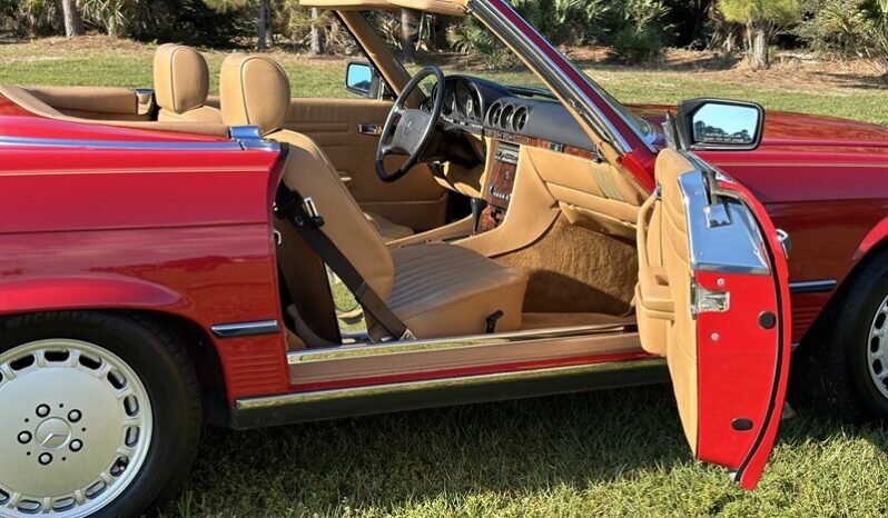 
								1987 Mercedes-Benz SL-Class 560 SL full									