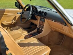 
										1989 Mercedes-Benz SL-Class 560-Class 560 SL full									