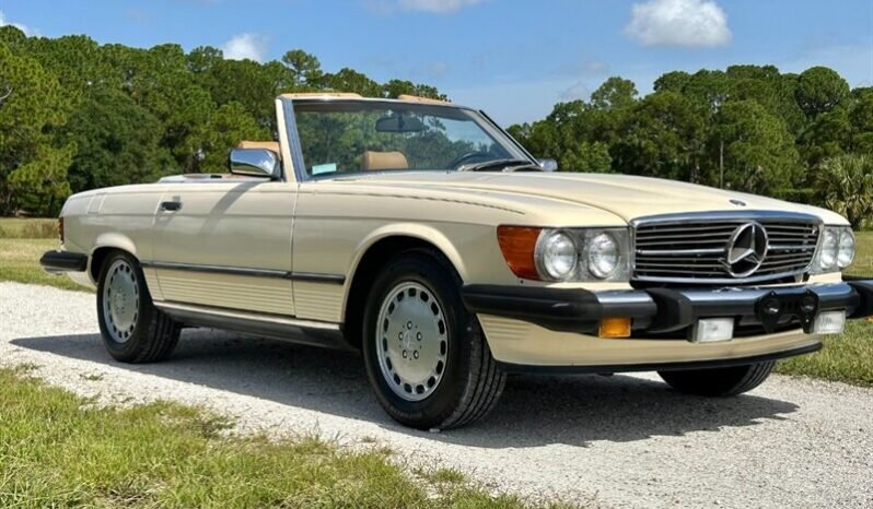 
								1986 Mercedes-Benz SL-Class 560 SL full									