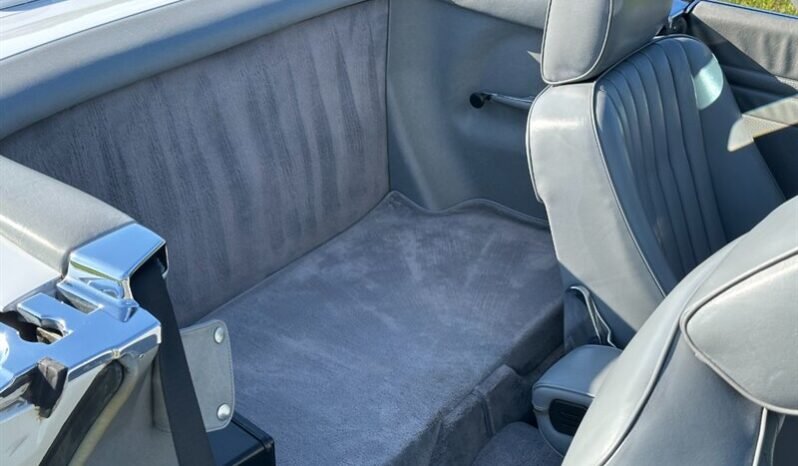 
								1987 Mercedes-Benz SL-Class 560-Class 560 SL full									