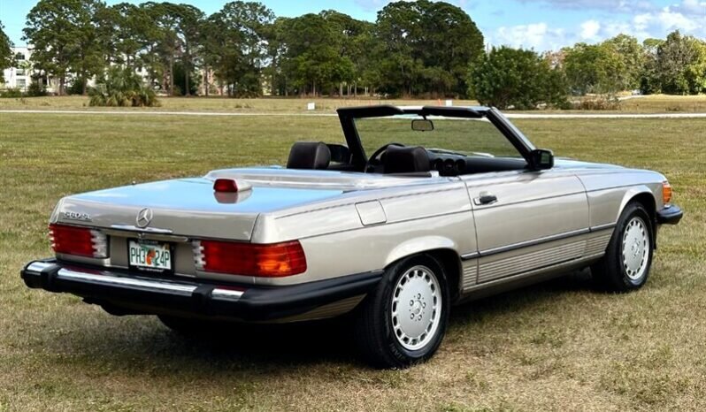 
								1987 Mercedes-Benz SL-Class 560 SL full									