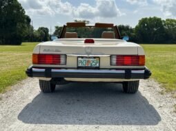 
										1986 Mercedes-Benz SL-Class 560 SL full									